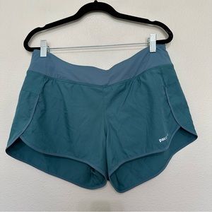 Patagonia women’s 3.5” strider shorts lined teal blue size large running hiking